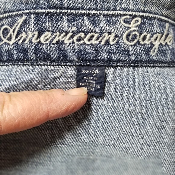 American Eagle denim jean jacket - Picture 8 of 8
